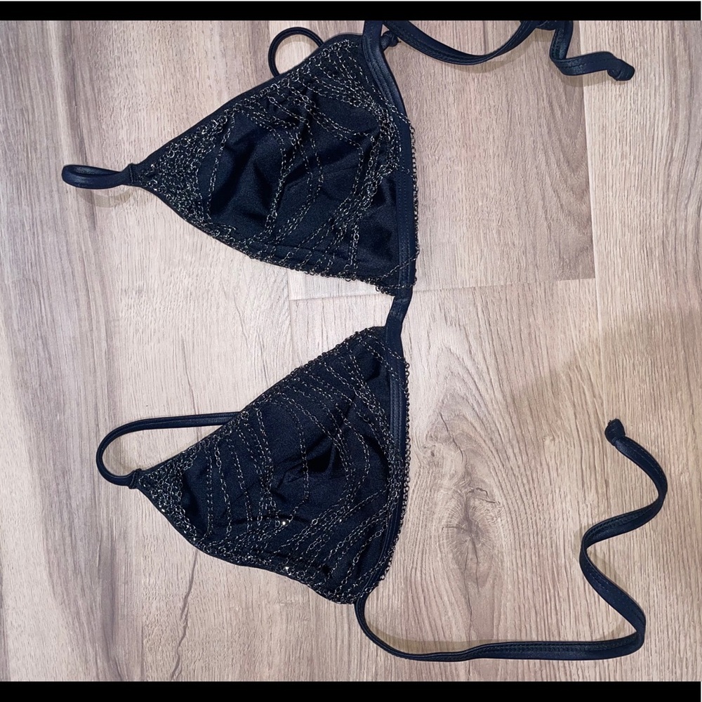 Beach Bunny Bikini top